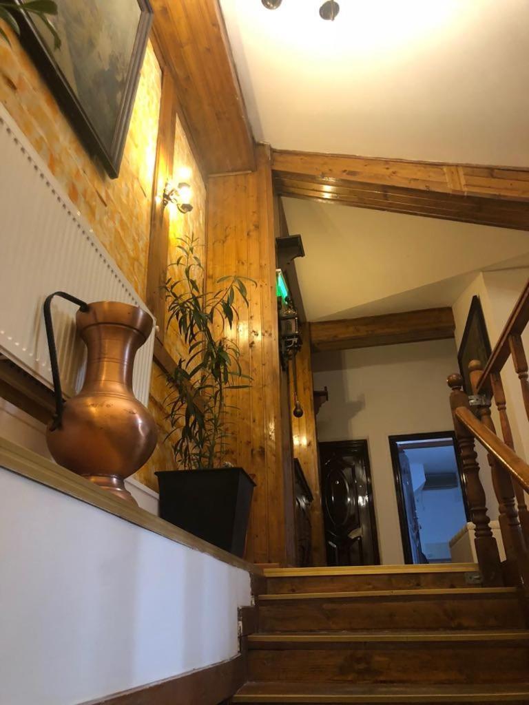 Nonna Mia Hotel Bucarest Extérieur photo